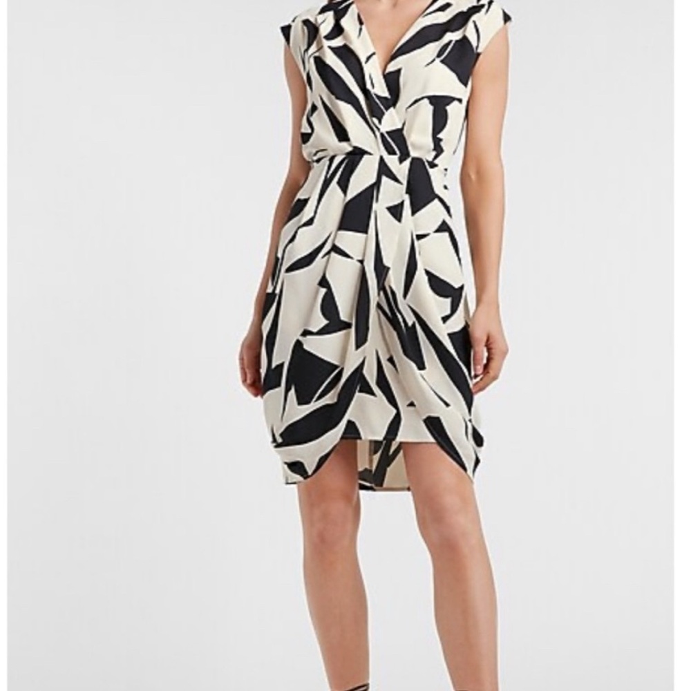 Abstract Black and White Dress